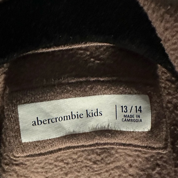 GUC Abercrombie Kids Hooded Sweatshirt Size 13/14 - Picture 3 of 3